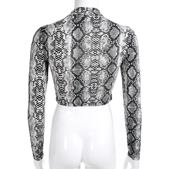 Crop top - Picture 5 of 5